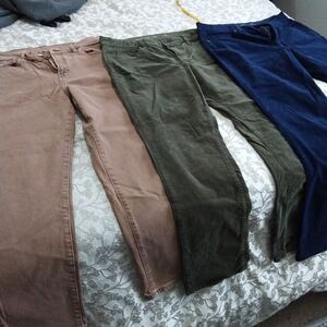 Bundle Of Women's Jeans. 3 Pairs, All Size 16
